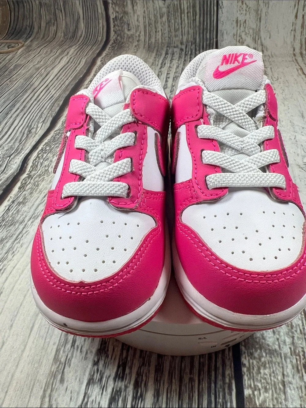 Nike Toddler Dunk Low Sneakers White & Hyper Pink – Size 6C